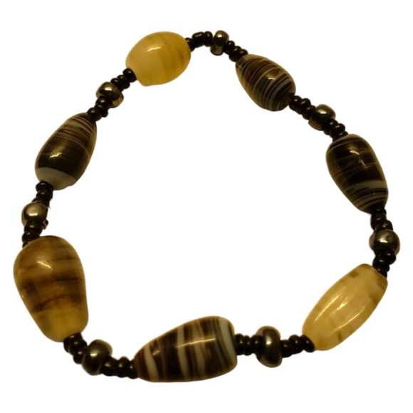 Wisc Monarch's Barrel/Seed Beads Bracelet - Picture 1 of 2